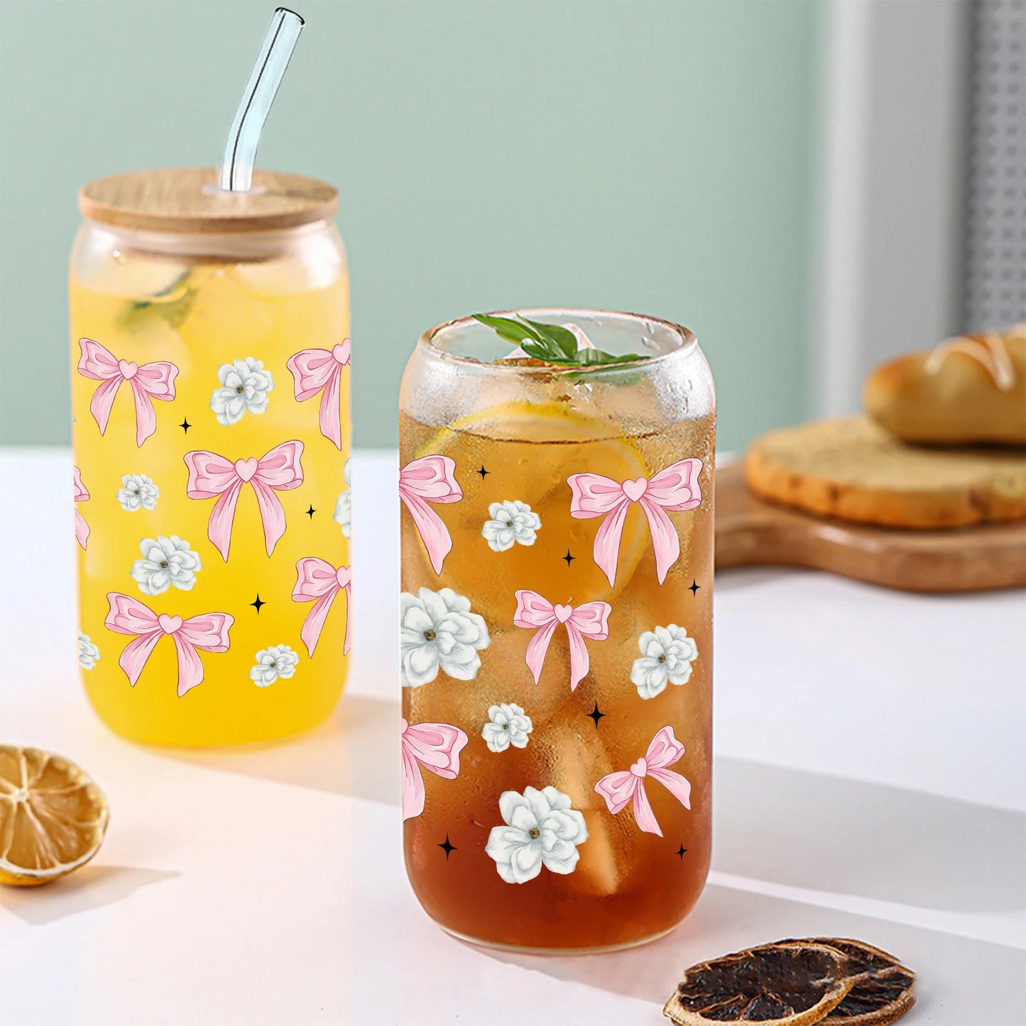 Bows & Flowers Glass Tumbler