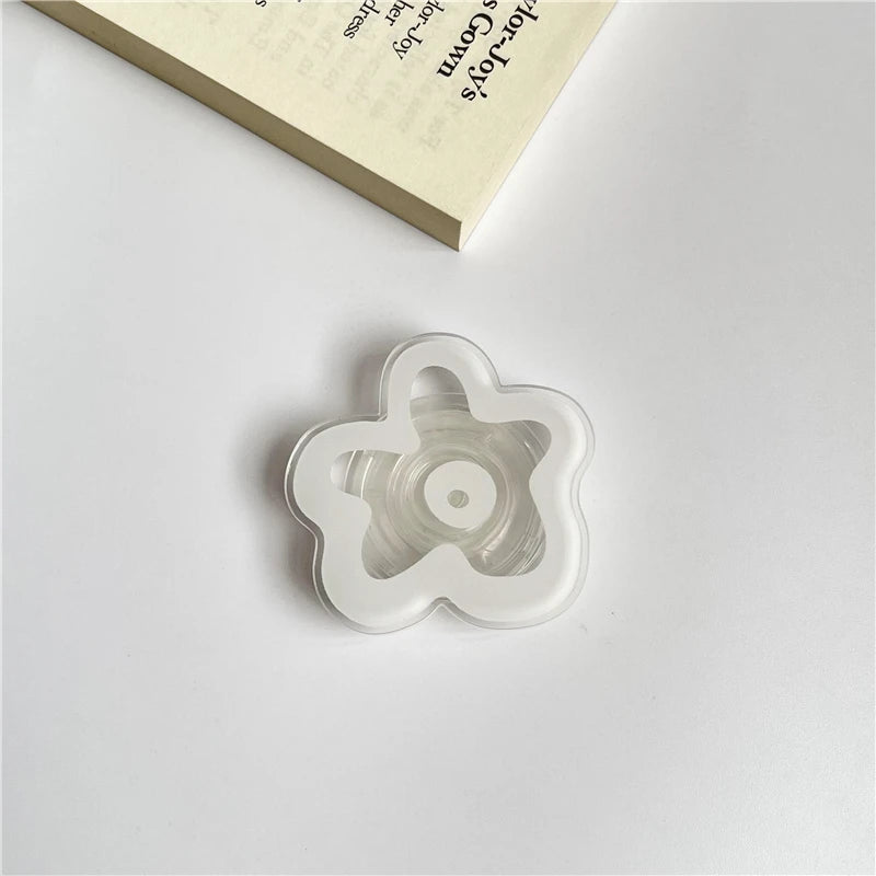 Colourful Glossy Flower Pop Sockets – A Groovy Touch for Book Lovers